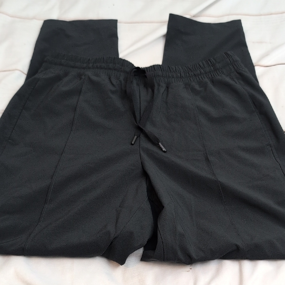 Women's Calme Black Track Pants by Jonny Was size Medium Amazingly Comfortable